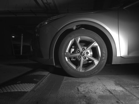 Used 2025 Kia K4 LXS image 12