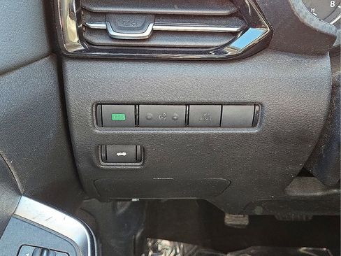 Used 2021 Nissan Sentra SR image 25