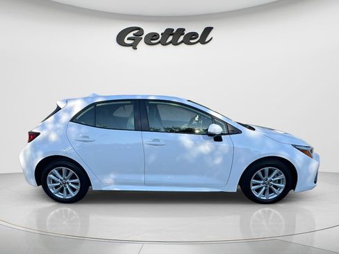 Used 2025 Toyota Corolla SE FWD image 4