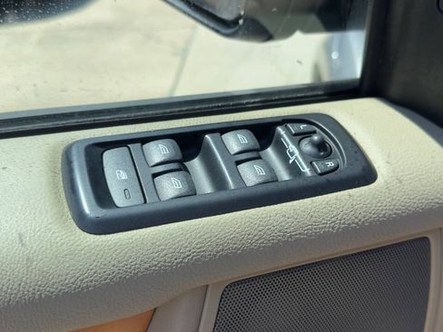 Used 2012 Land Rover LR4 HSE AWD/4WD image 29
