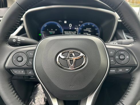 New 2026 Toyota Corolla XLE image 25