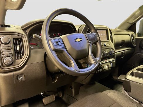 Used 2025 Chevrolet Silverado 2500 Custom w/ Custom Value Package AWD/4WD image 9