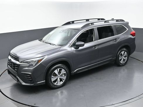 Used 2025 Subaru Ascent Premium AWD/4WD image 40