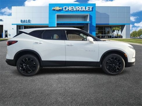 New 2026 Chevrolet Blazer LT w/ Convenience Package image 2