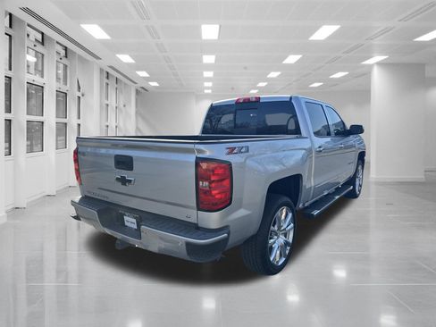 Used 2018 Chevrolet Silverado 1500 LT w/ All Star Edition image 5