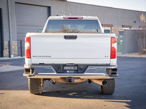 Used 2023 Chevrolet Silverado 2500 LT w/ Convenience Package image 9