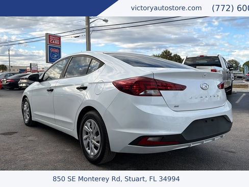 Used 2019 Hyundai Elantra SE w/ Cargo Package image 5