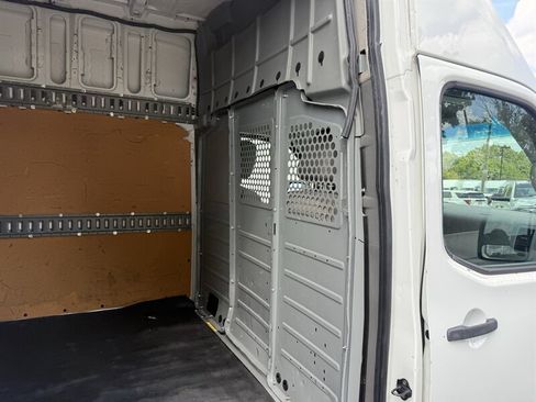 Used 2013 Nissan NV 2500 SV RWD image 25