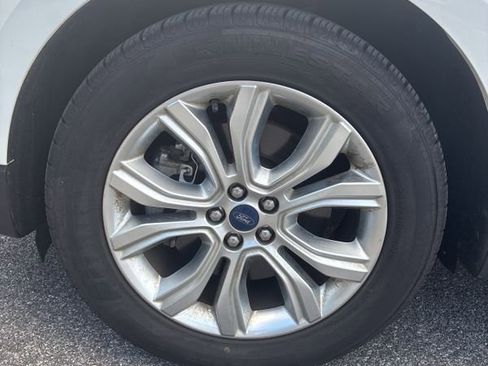 Used 2020 Ford Edge Titanium w/ Equipment Group 301A image 11