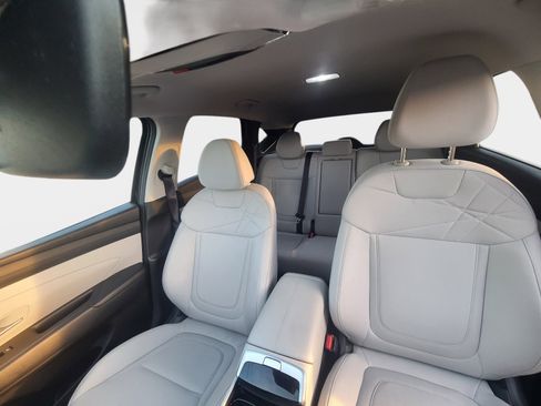 Certified 2025 Hyundai Tucson SEL image 9