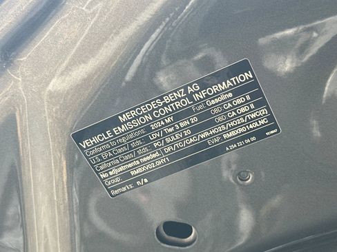 Used 2024 Mercedes-Benz C 300 Sedan image 25