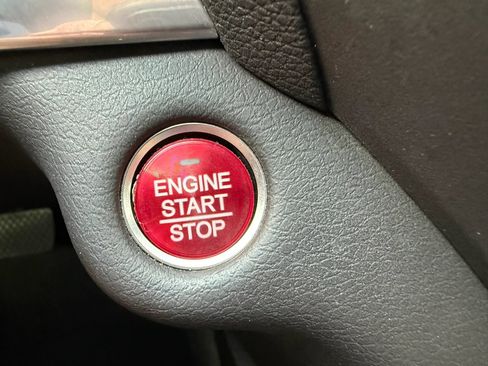 Used 2017 Acura MDX SH-AWD image 15