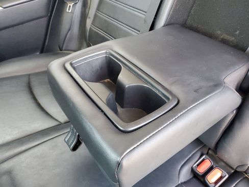 Used 2021 Toyota RAV4 XLE Premium image 8