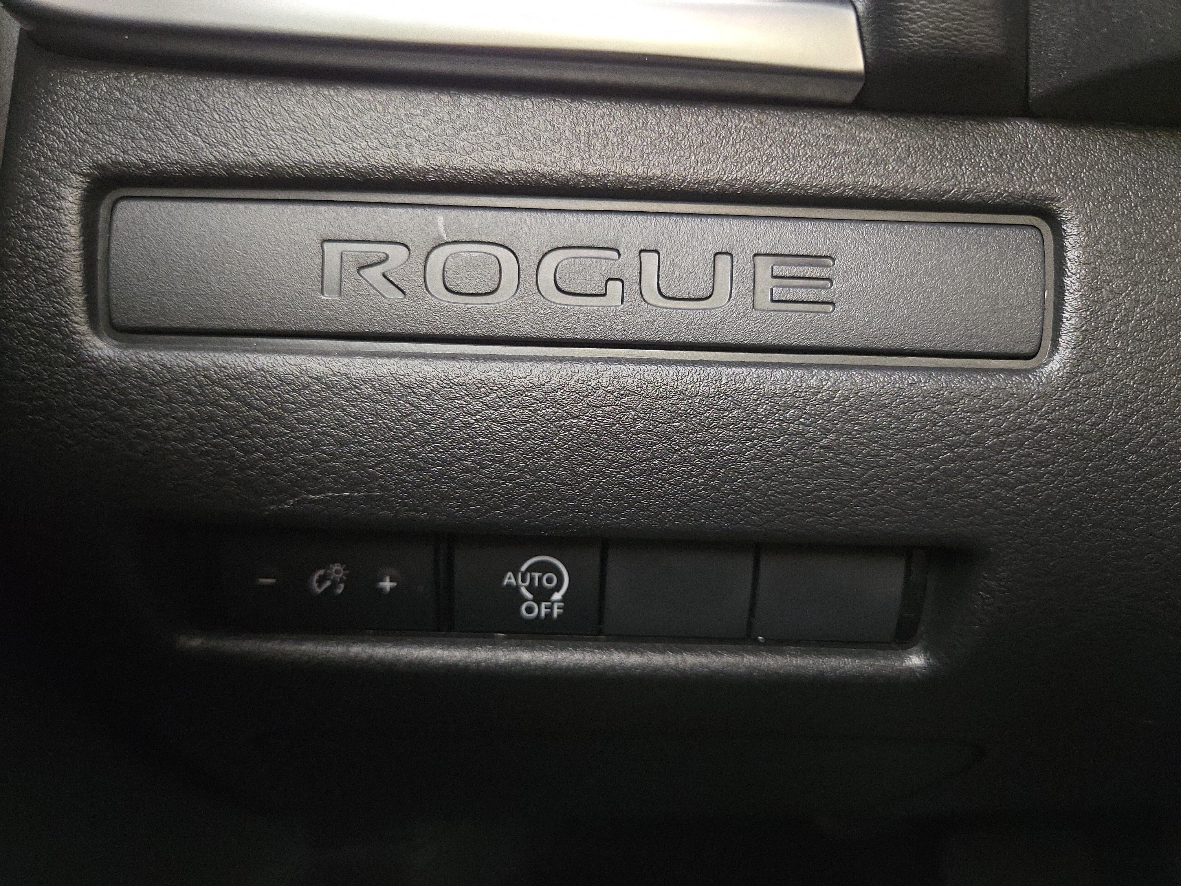 Used 2024 Nissan Rogue S AWD/4WD image 27