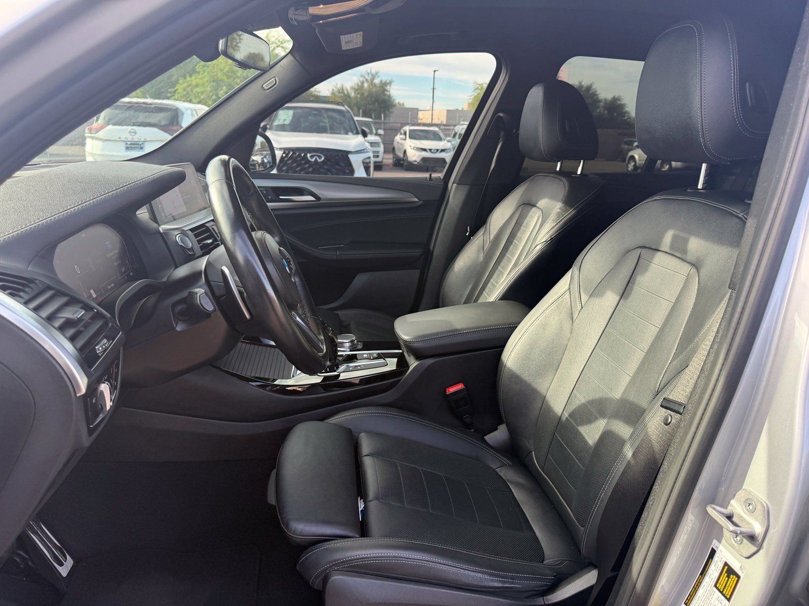 Used 2021 BMW X3 sDrive30i w/ M Sport Package RWD image 11