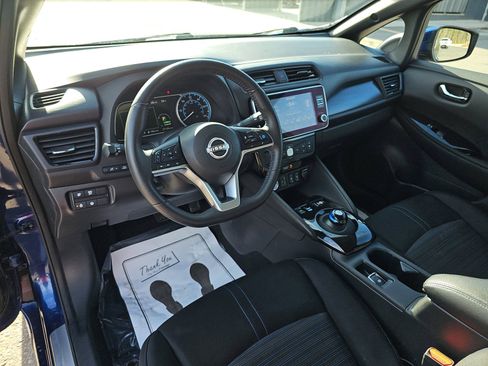 Used 2023 Nissan Leaf SV Plus image 16