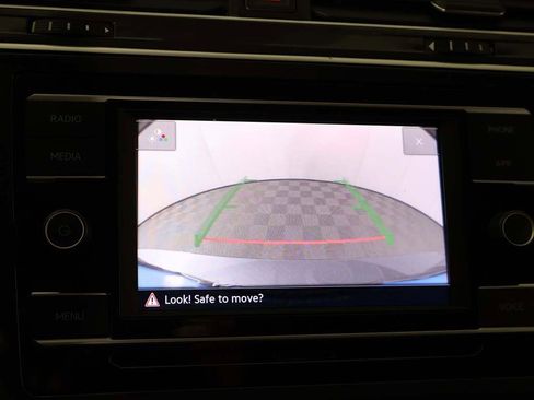 Used 2024 Volkswagen Tiguan S image 42