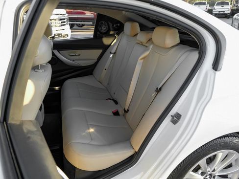 Used 2018 BMW 320i Sedan image 43