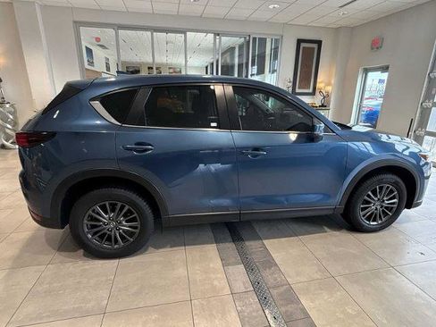 Used 2021 MAZDA CX-5 Touring w/ Touring Preferred SV Package image 3