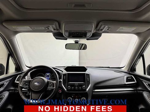 Used 2024 Subaru Forester Premium AWD/4WD image 12
