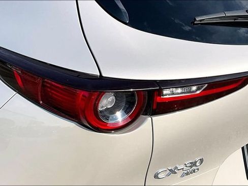 Used 2024 MAZDA CX-30 AWD 2.5 S w/ Premium Package image 23