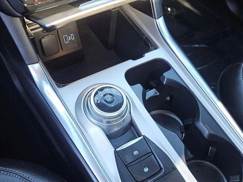 Used 2021 Ford Explorer Limited w/ Equipment Group 301A image 12