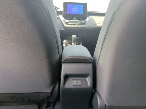 Used 2024 Toyota Corolla LE FWD image 31