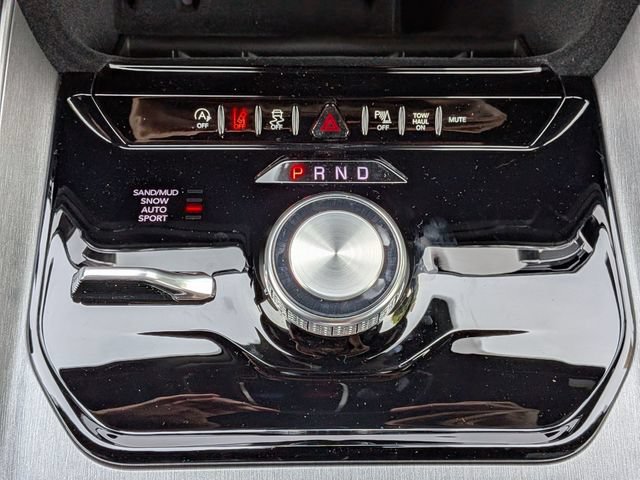 New 2026 Jeep Grand Wagoneer Limited AWD/4WD image 18
