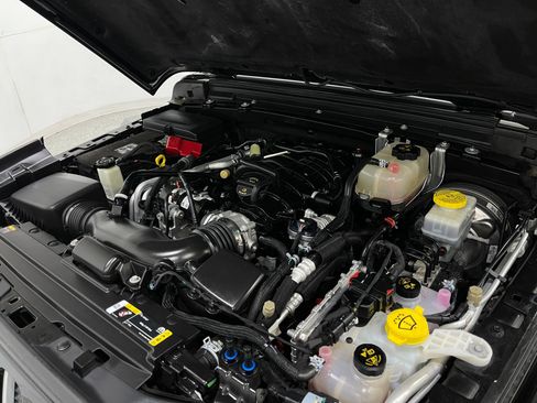 Used 2023 Jeep Wrangler Sahara w/ Cold Weather Group image 26