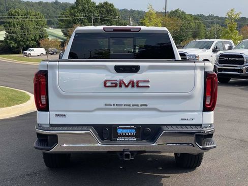 Used 2024 GMC Sierra 1500 SLT w/ SLT Convenience Package AWD/4WD image 4