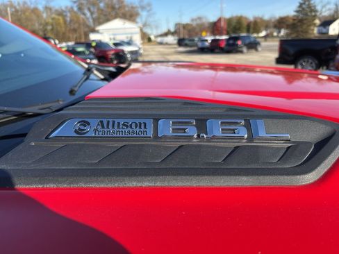 Used 2024 Chevrolet Silverado 2500 LT image 9