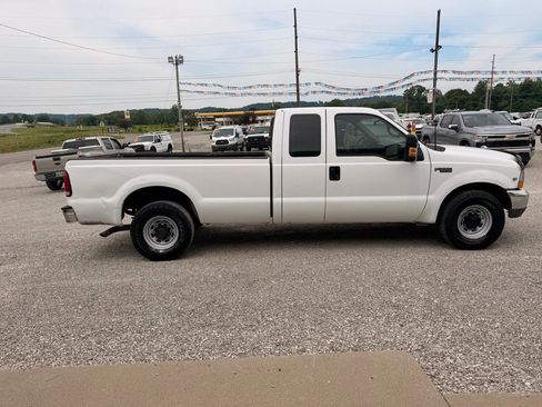 Used 1999 Ford F250 XL RWD image 2