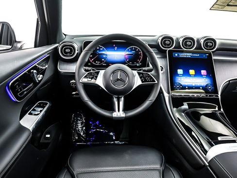 New 2026 Mercedes-Benz GLC 300 image 4