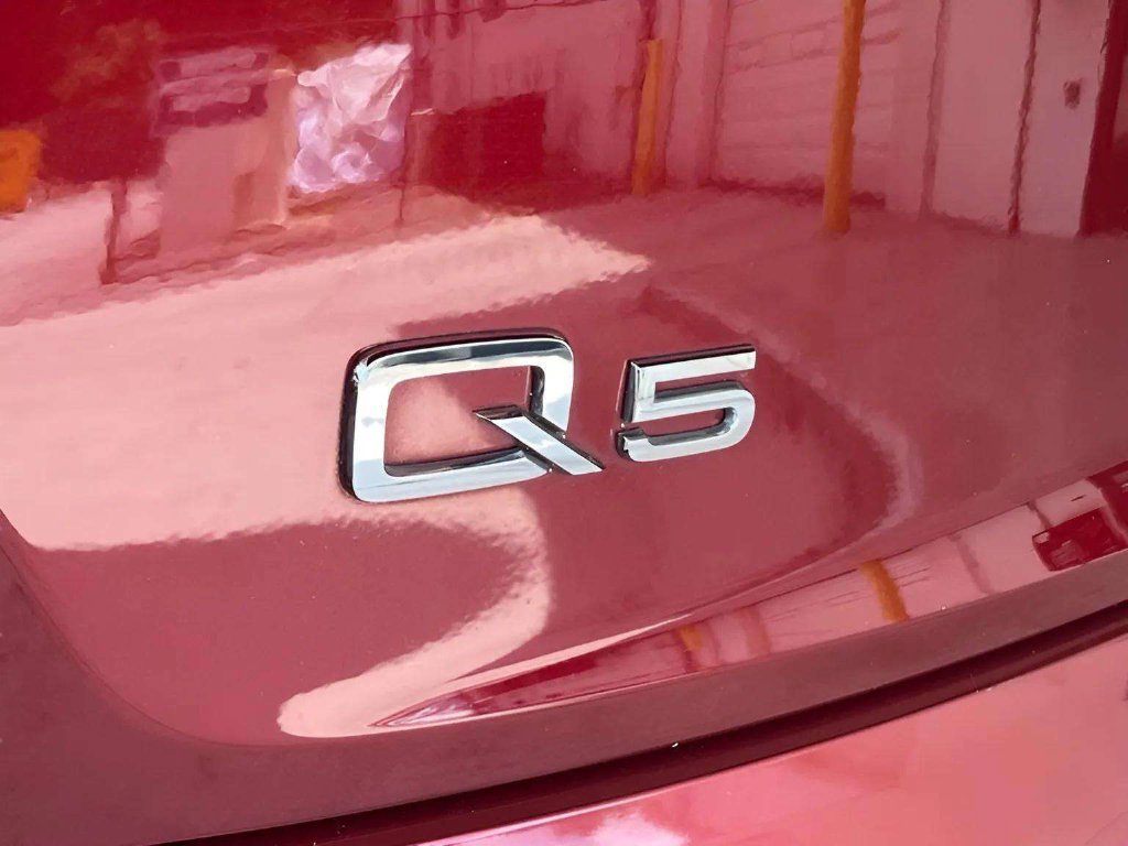 Used 2019 Audi Q5 2.0T Premium AWD/4WD image 30