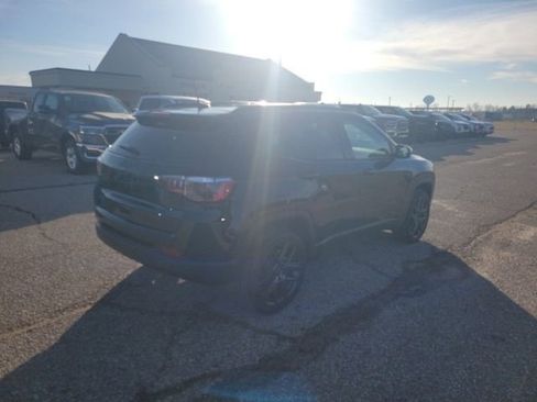 New 2026 Jeep Compass Latitude image 20