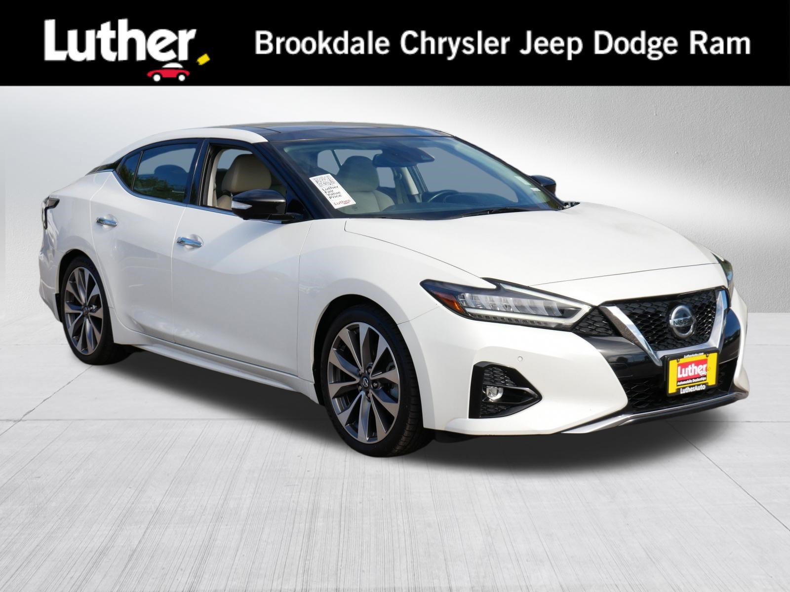 Used 2022 Nissan Maxima Platinum w/ Sport Mat Group FWD image 1