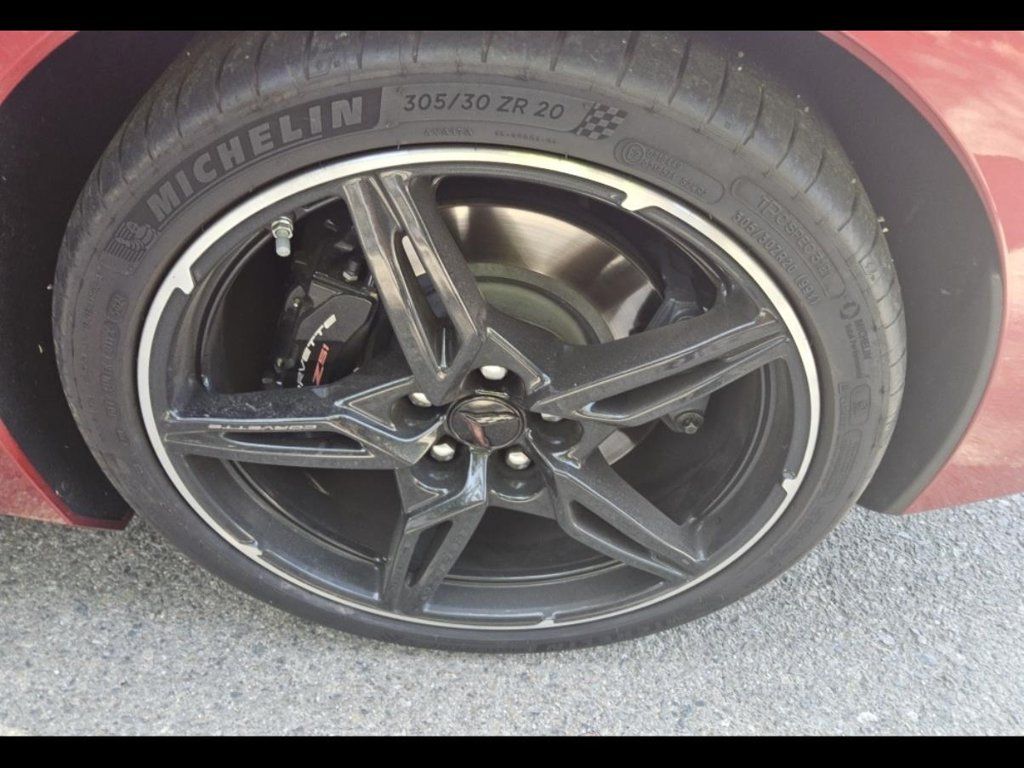 Used 2025 Chevrolet Corvette Stingray Coupe w/ Z51 Performance Package RWD image 6