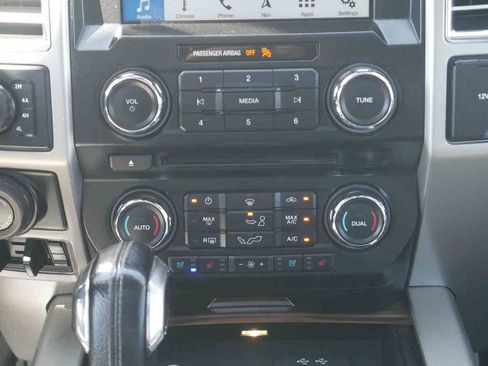 Used 2016 Ford F150 Lariat w/ Equipment Group 501A Mid AWD/4WD image 7