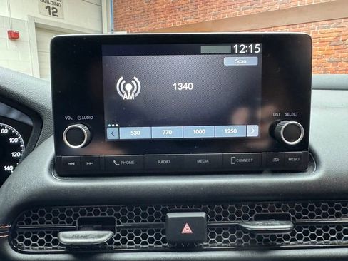 Used 2023 Honda HR-V Sport image 10