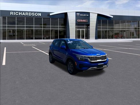 Used 2022 Kia Seltos LX AWD/4WD image 7