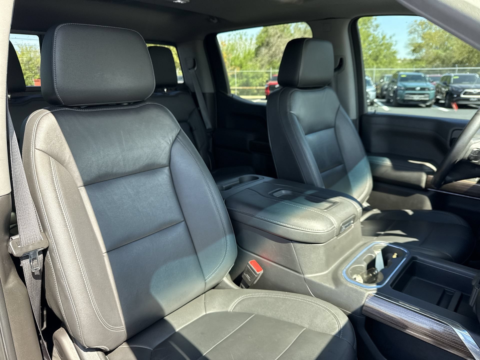 Used 2021 Chevrolet Silverado 1500 LT Trail Boss w/ Convenience Package II AWD/4WD image 26