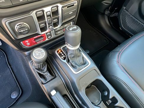 New 2026 Jeep Wrangler Unlimited Rubicon 392 image 22