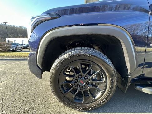 Used 2022 Toyota Tundra Limited w/ TRD Off-Road Package image 21