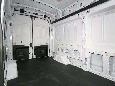 Used 2024 Ford Transit 250 148 High Roof AWD image 18