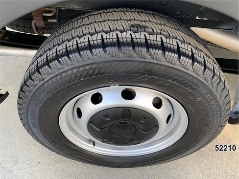 Used 2023 Ford Transit 350 XL image 21