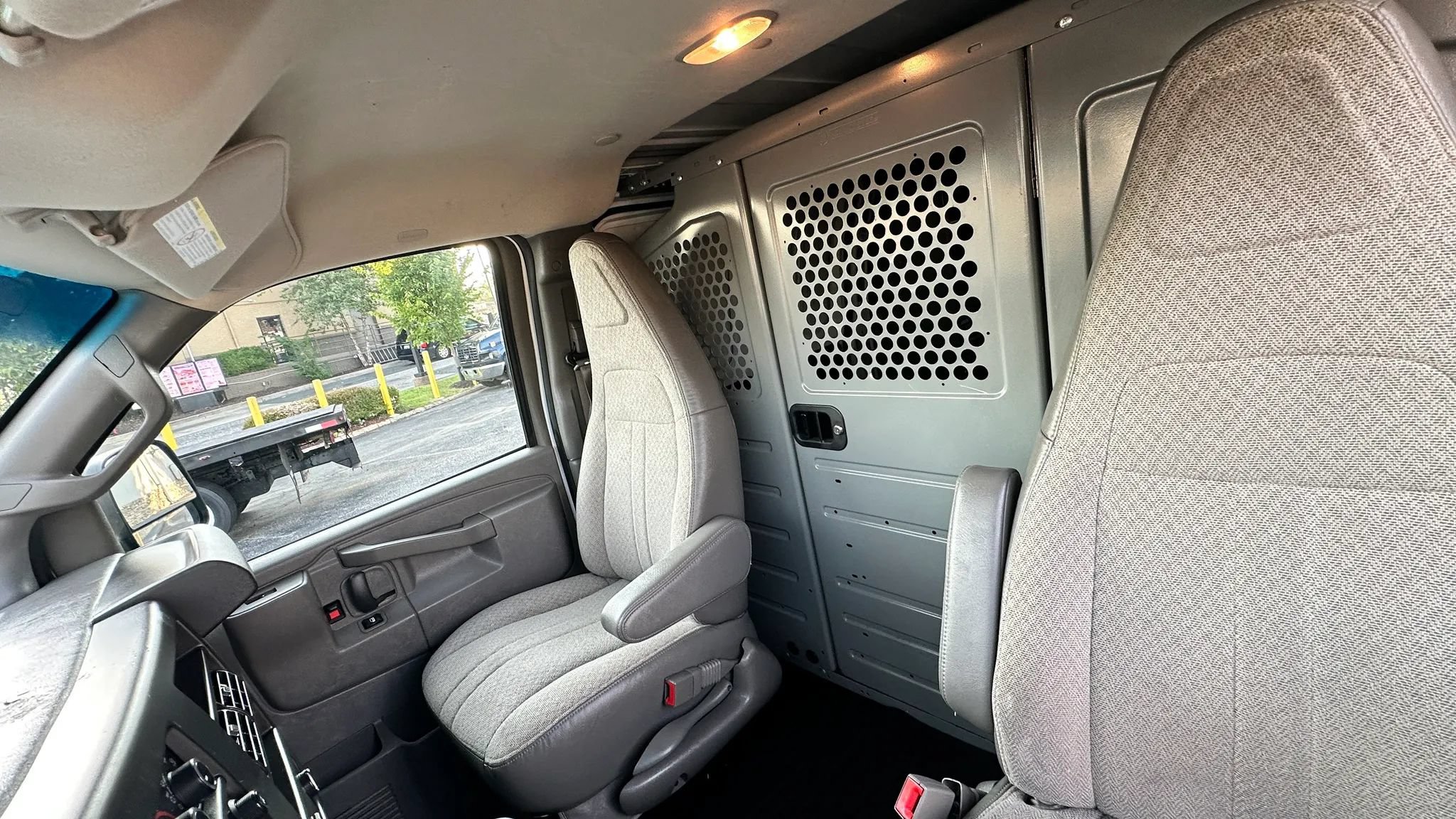 Used 2021 Chevrolet Express 2500 w/ Driver Convenience Package RWD image 17