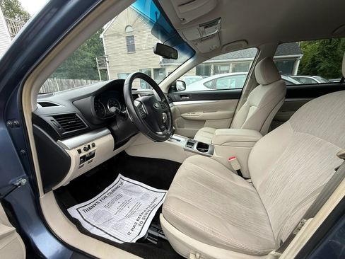 Used 2013 Subaru Outback 2.5i Premium w/ All-Weather Pkg AWD/4WD image 13