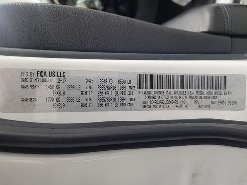 Used 2018 Dodge Durango SXT w/ Quick Order Package 2BB image 33