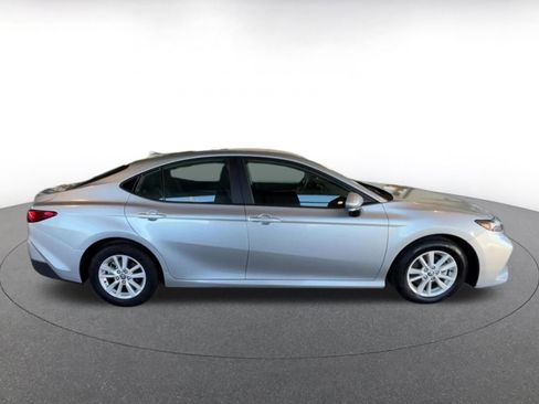 Used 2025 Toyota Camry LE image 20