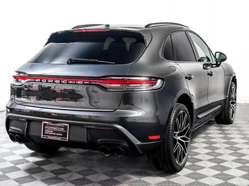 Used 2024 Porsche Macan image 10